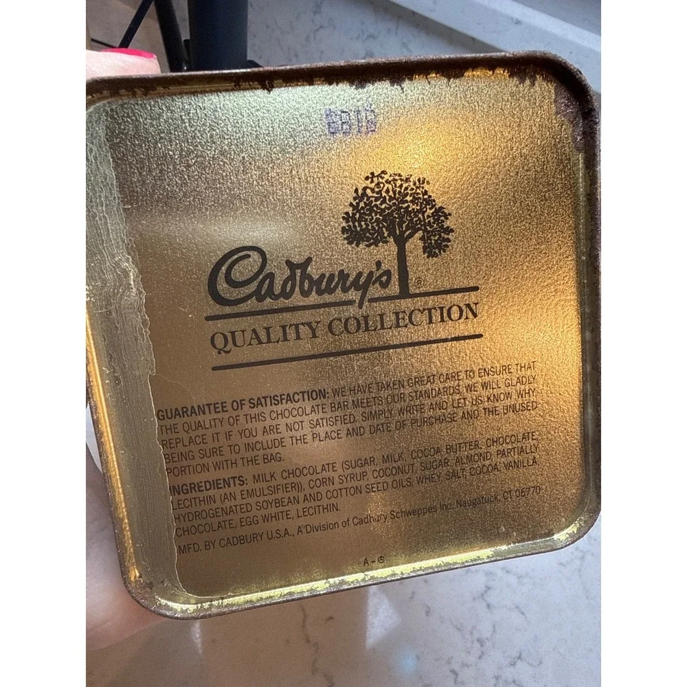 Vintage Cadbury Almond Joy Chocolate Tin Blue‎ Victorian Illustration 12oz Box
